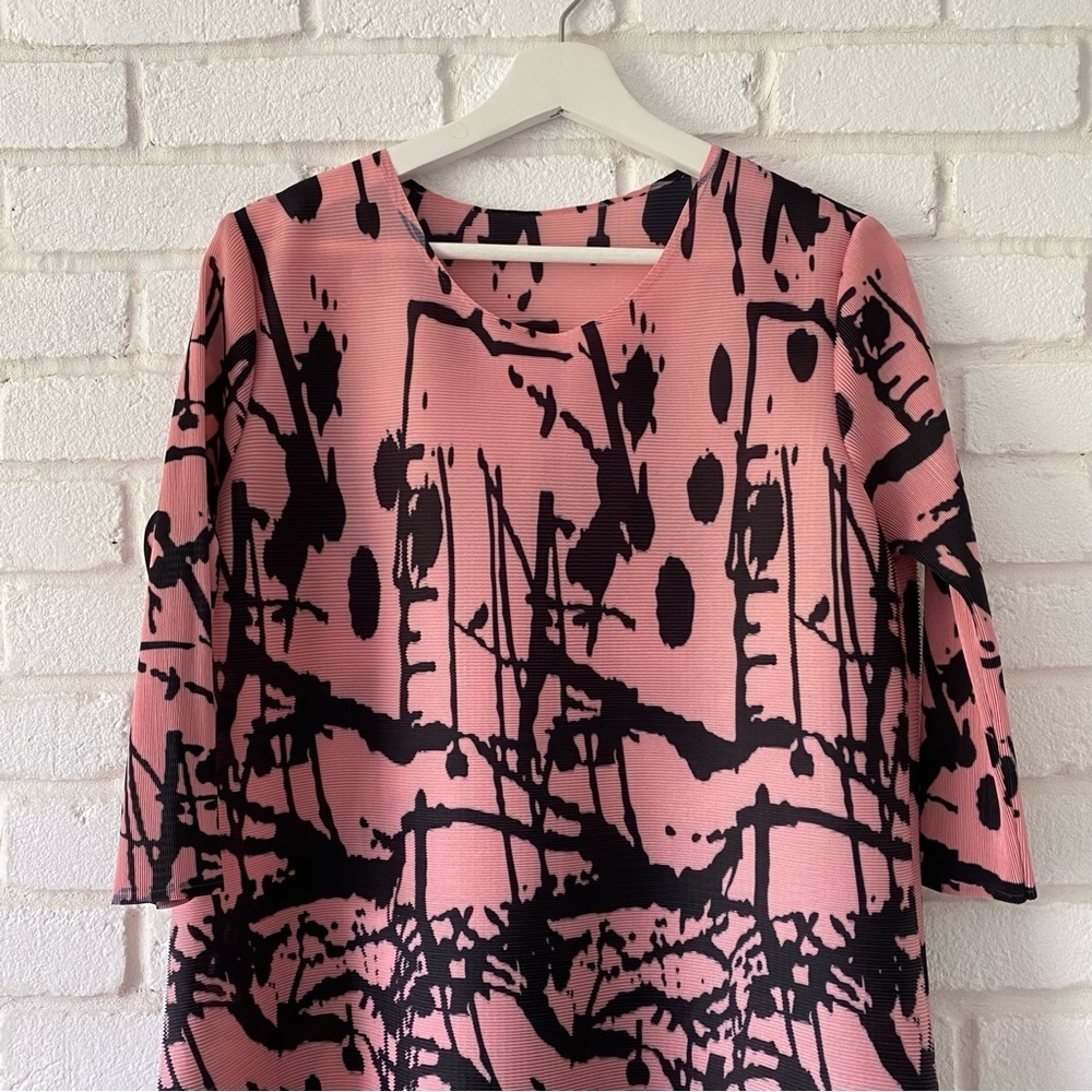 Pink Abstract Print A-Line Dress - Picture 2 of 9